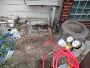 壁沿い外水道蛇口からのトレーサーガス注入