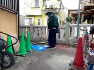 神社内の漏水調査2