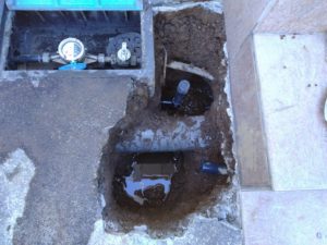 水道メーター側の漏水写真